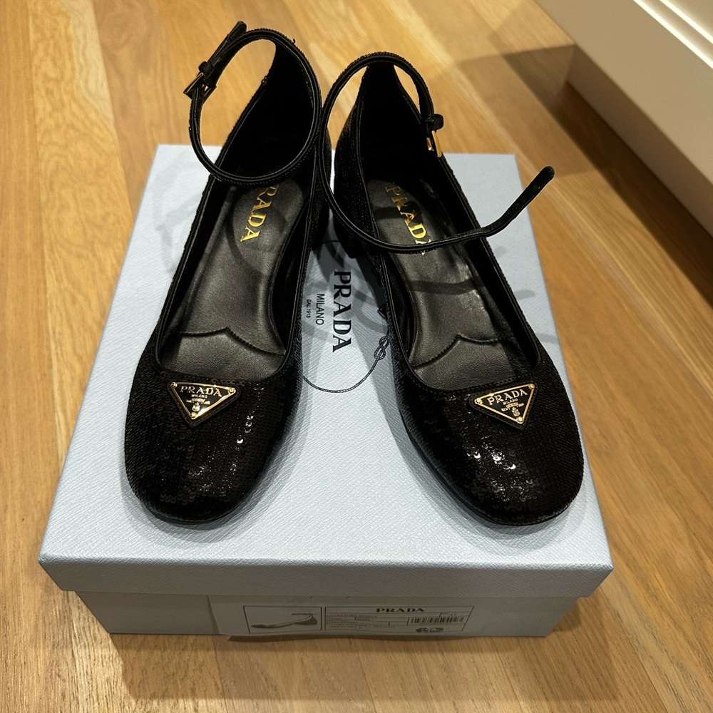 PRADA BLACK SEQUINS SHOE